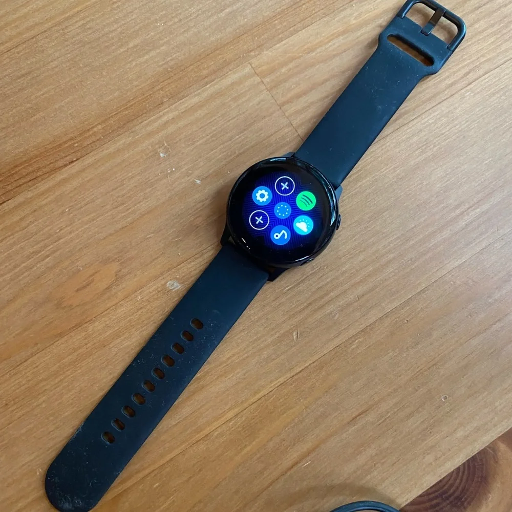 Samsung Galaxy Active Smart Watch